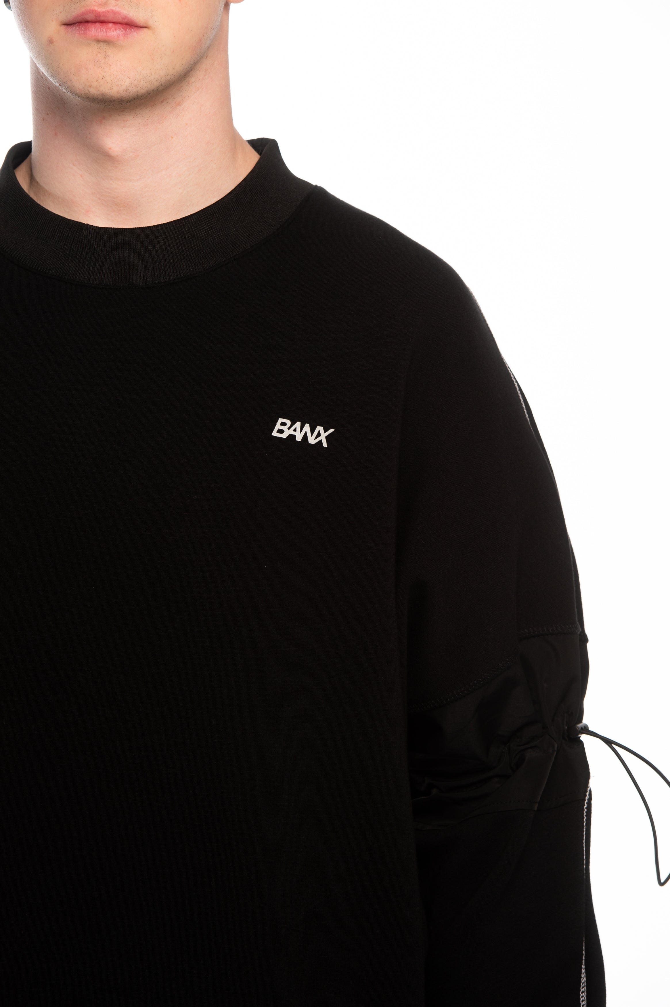 NV-3M 002 Crewneck